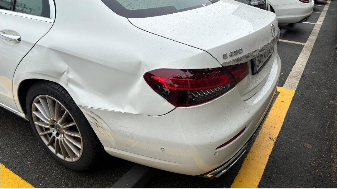 Mercedes-Benz E250 Automatic